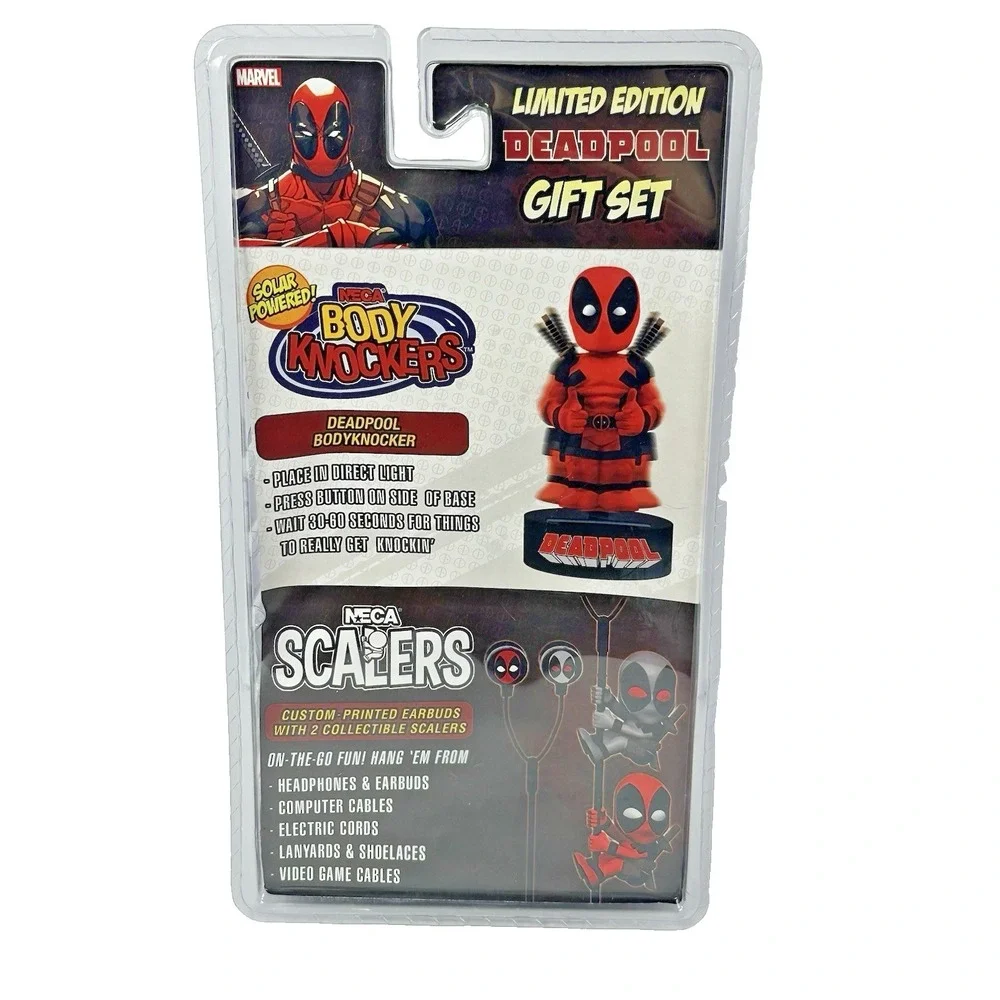 NECA Marvel Deadpool Limited Edition Gift Set Body Knockers Scalers Earbuds